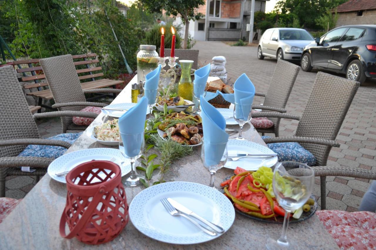 Casa Dela - Medjugorje Bed and Breakfast Exteriör bild